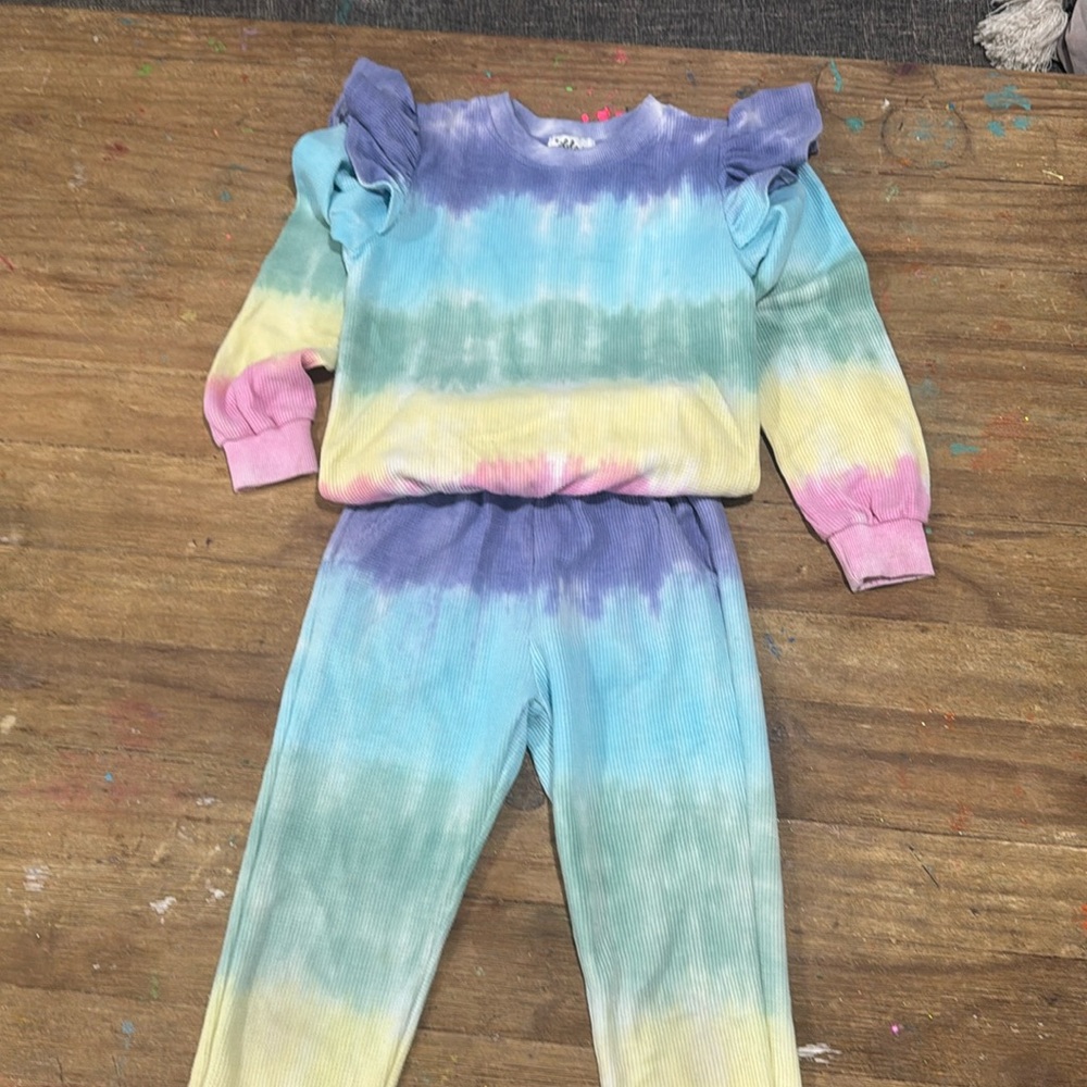 Lola and the boys matching set, tye die, girls size 8